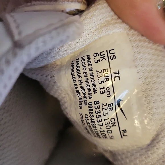 Nike Kids White and Gold Sneakers - Picture 5 of 5